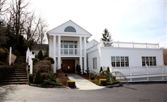 Crestwood Manor