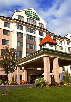 Courtyard Marriott MacArthur Airport