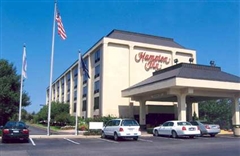 Hampton Inn - Commack