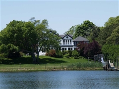 West Hampton Manor