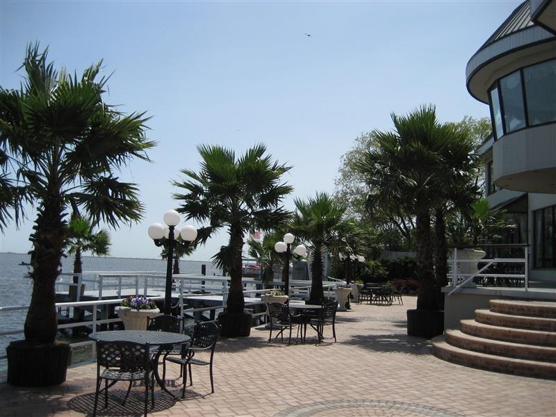 Chateau La Mer Waterfront Venue in Lindenhurst NY