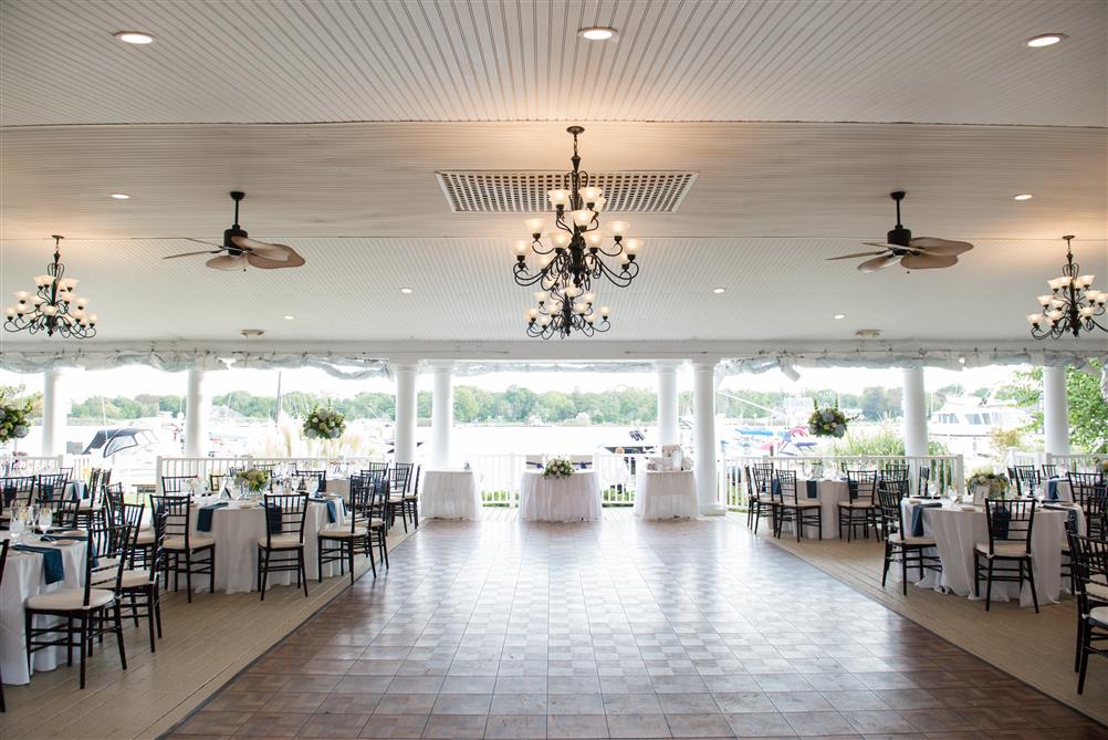 The Snapper Inn Waterfront Restaurant Oakdale, NY